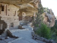48sw  The Pueblo civilization suddenly collapsed in the late 1200's, probably because it outran supporting resources, such as vegetation and game. The people moved south and are the ancestors of the Hopi, Zuni, Taos and related communities.